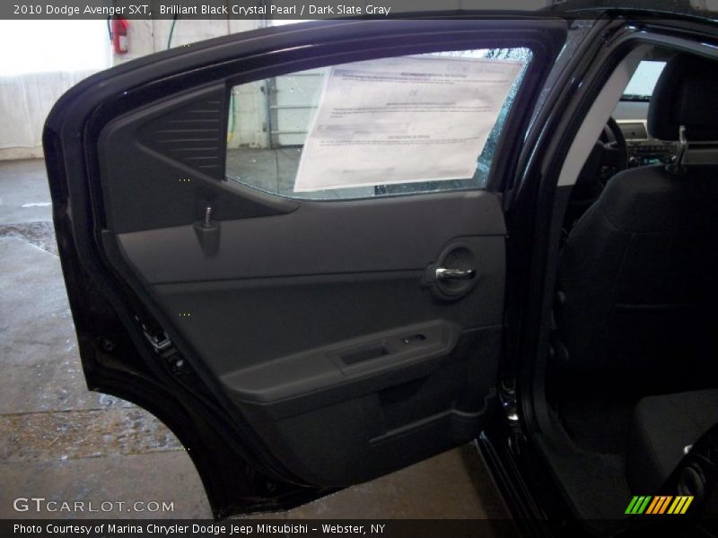 Brilliant Black Crystal Pearl / Dark Slate Gray 2010 Dodge Avenger SXT
