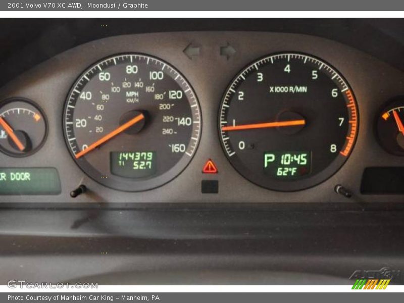 Moondust / Graphite 2001 Volvo V70 XC AWD