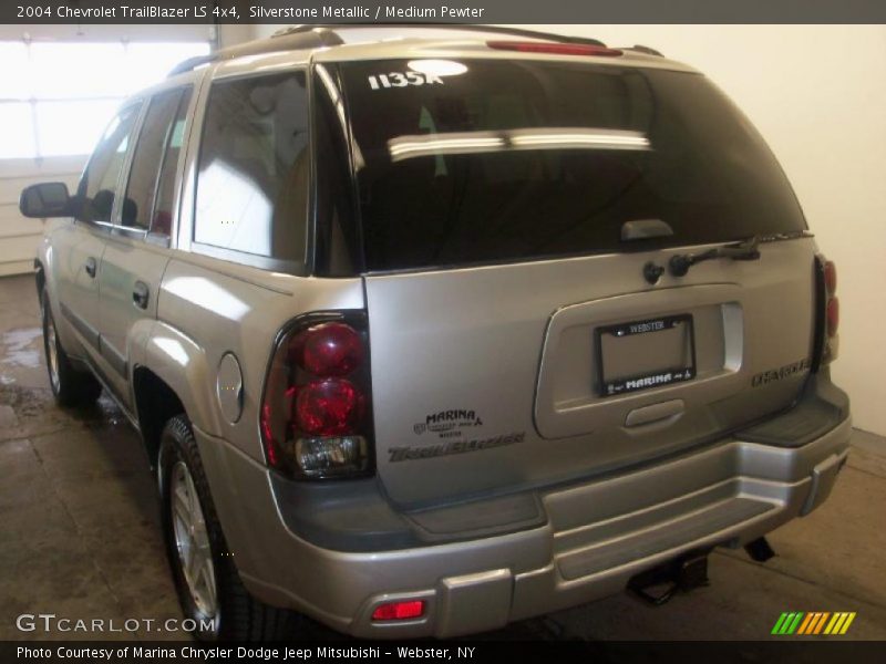 Silverstone Metallic / Medium Pewter 2004 Chevrolet TrailBlazer LS 4x4