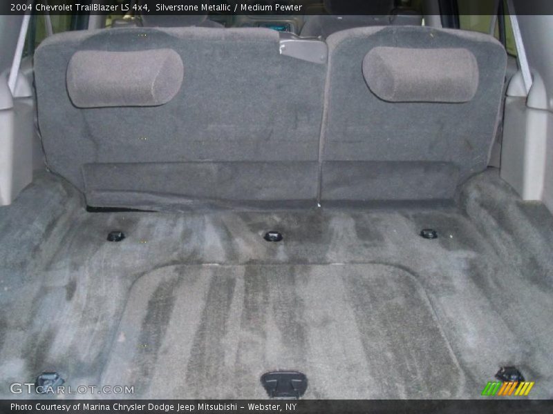 Silverstone Metallic / Medium Pewter 2004 Chevrolet TrailBlazer LS 4x4