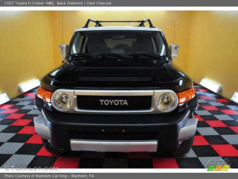 Black Diamond / Dark Charcoal 2007 Toyota FJ Cruiser 4WD