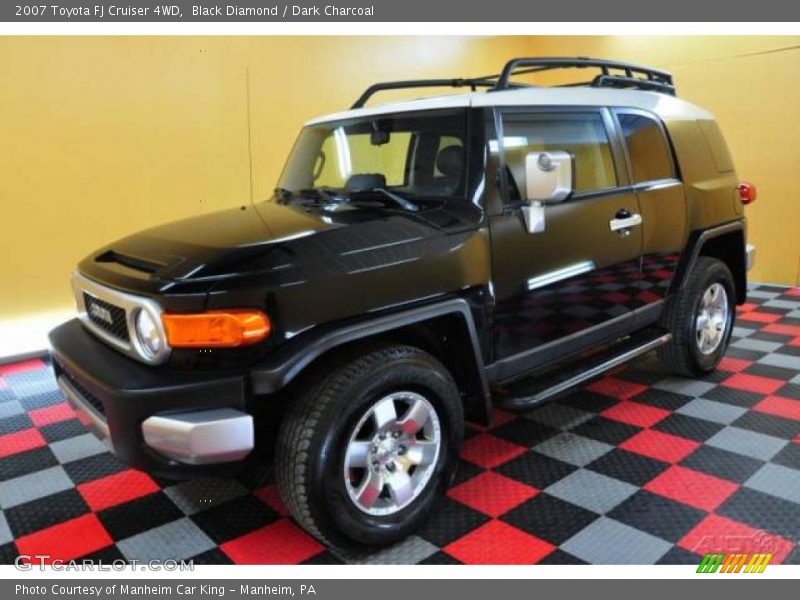 Black Diamond / Dark Charcoal 2007 Toyota FJ Cruiser 4WD