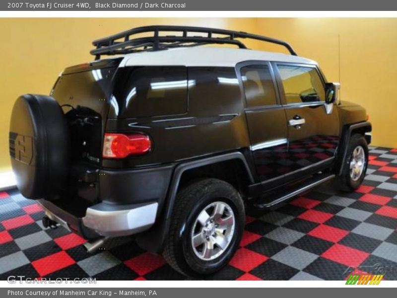 Black Diamond / Dark Charcoal 2007 Toyota FJ Cruiser 4WD