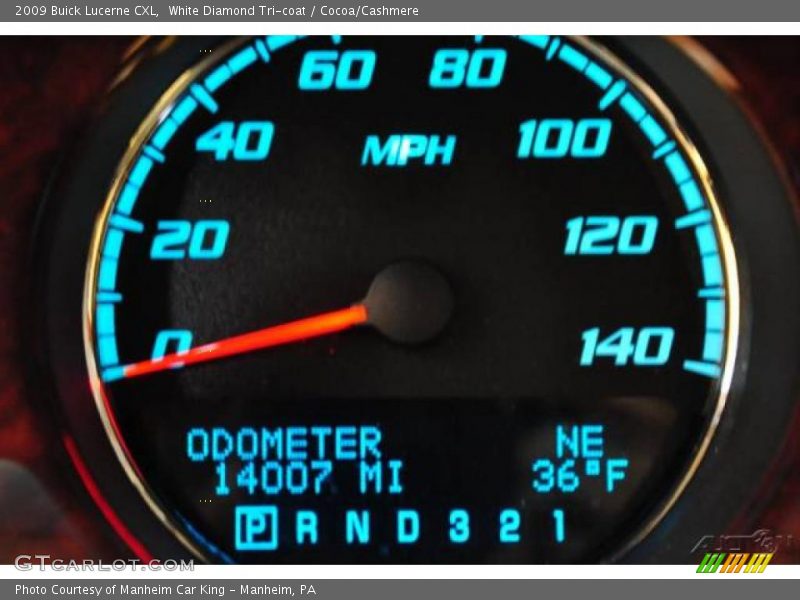 White Diamond Tri-coat / Cocoa/Cashmere 2009 Buick Lucerne CXL