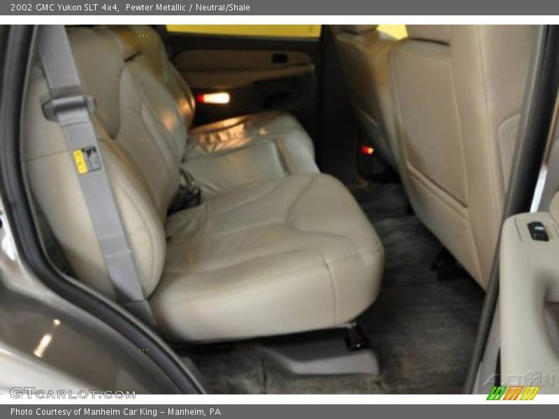 Pewter Metallic / Neutral/Shale 2002 GMC Yukon SLT 4x4