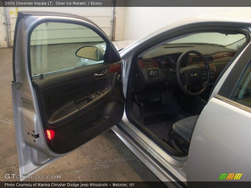 Silver Ice Metallic / Ebony 2009 Chevrolet Impala LT