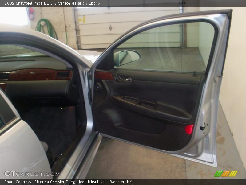 Silver Ice Metallic / Ebony 2009 Chevrolet Impala LT