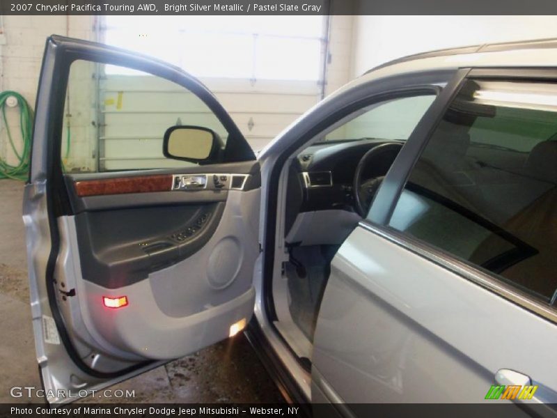 Bright Silver Metallic / Pastel Slate Gray 2007 Chrysler Pacifica Touring AWD