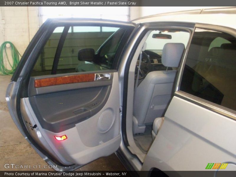 Bright Silver Metallic / Pastel Slate Gray 2007 Chrysler Pacifica Touring AWD