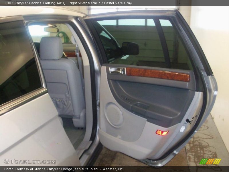 Bright Silver Metallic / Pastel Slate Gray 2007 Chrysler Pacifica Touring AWD