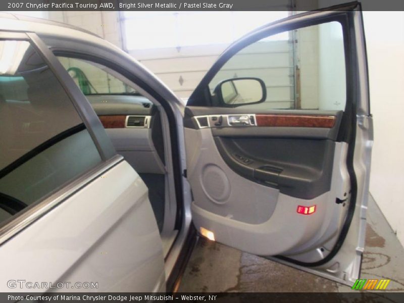 Bright Silver Metallic / Pastel Slate Gray 2007 Chrysler Pacifica Touring AWD