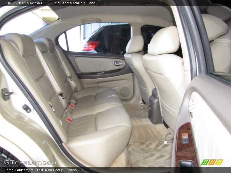 Sunlit Sand Metallic / Blond 2002 Nissan Maxima GLE