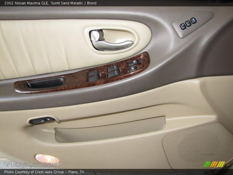 Sunlit Sand Metallic / Blond 2002 Nissan Maxima GLE