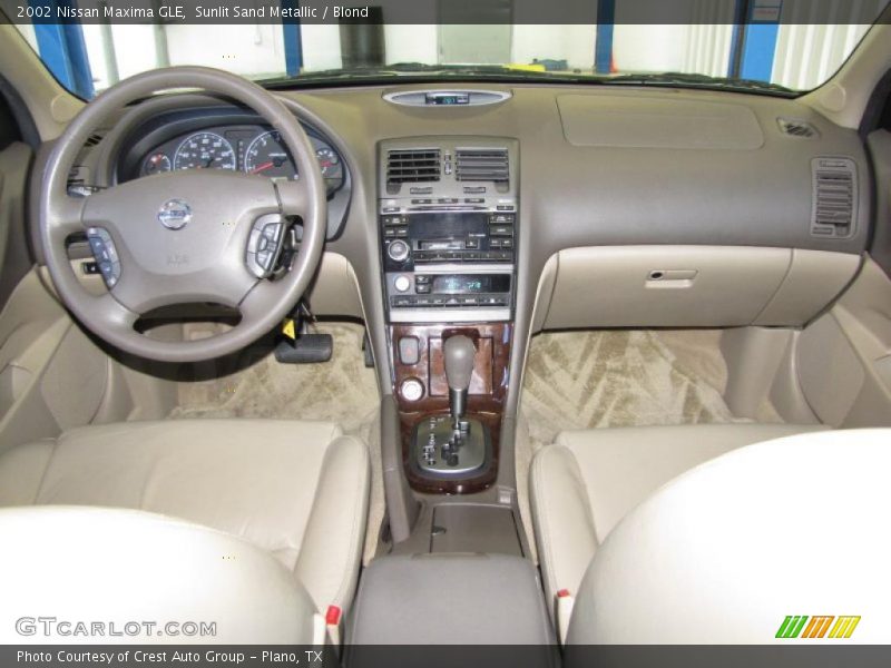 Sunlit Sand Metallic / Blond 2002 Nissan Maxima GLE