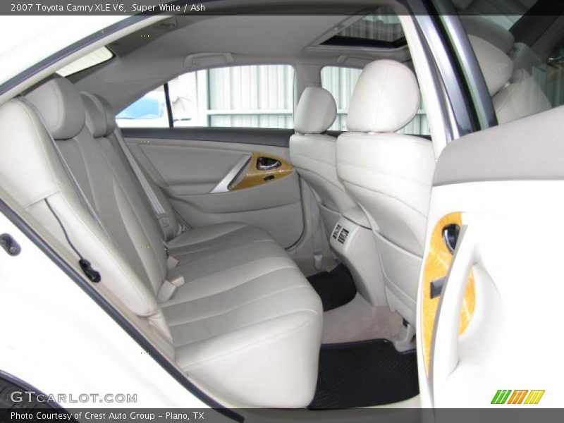 Super White / Ash 2007 Toyota Camry XLE V6