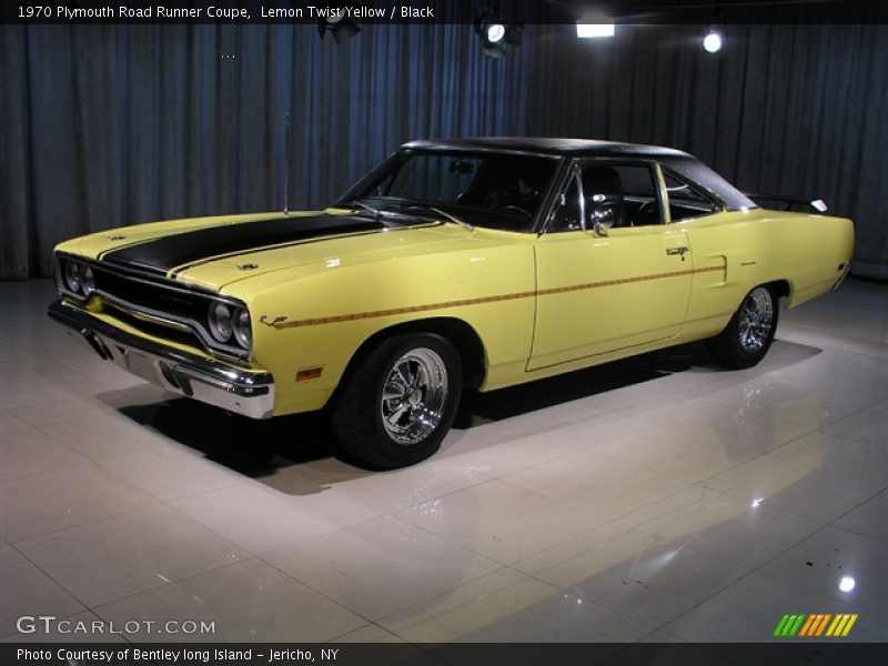Lemon Twist Yellow / Black 1970 Plymouth Road Runner Coupe