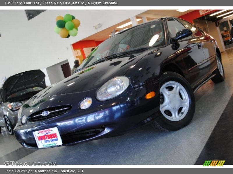 Deep Navy Blue Metallic / Medium Graphite 1998 Ford Taurus SE