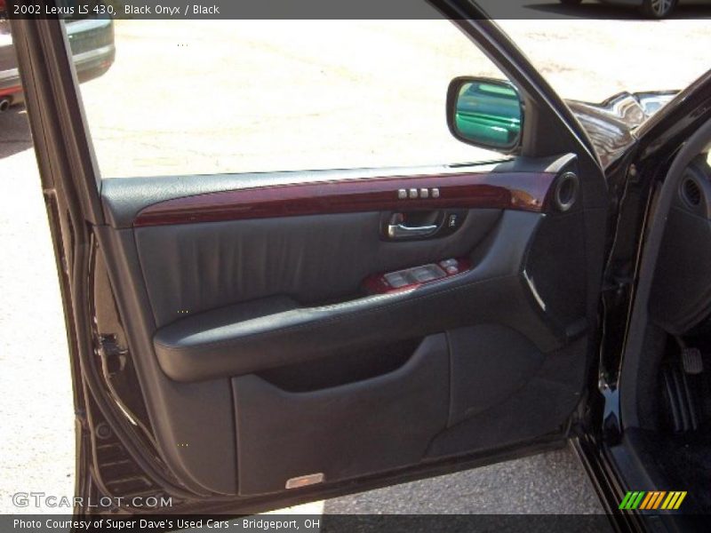 Black Onyx / Black 2002 Lexus LS 430