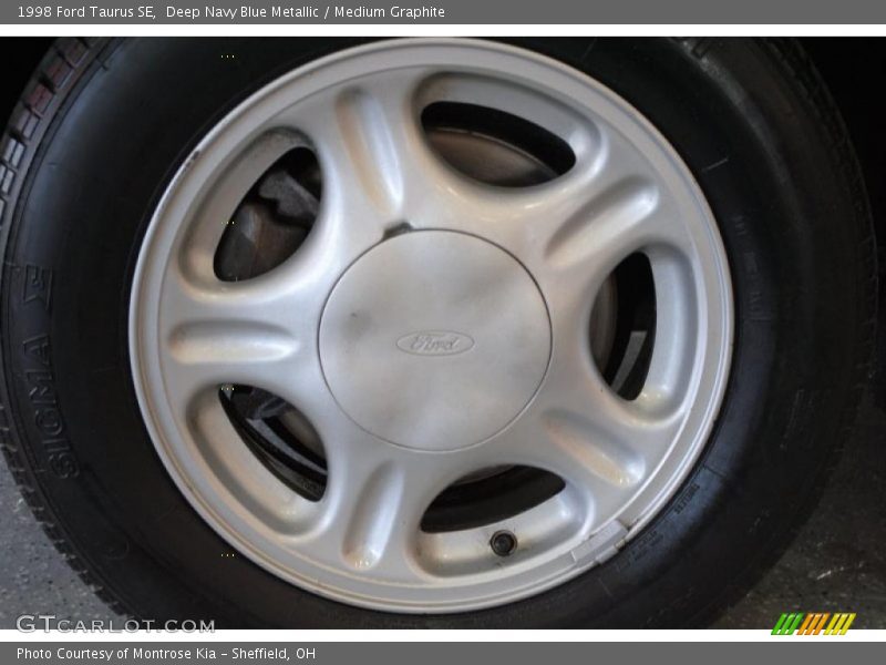 Deep Navy Blue Metallic / Medium Graphite 1998 Ford Taurus SE