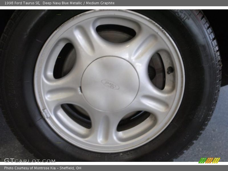 Deep Navy Blue Metallic / Medium Graphite 1998 Ford Taurus SE