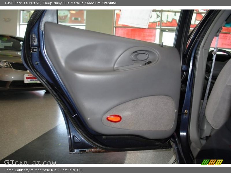 Deep Navy Blue Metallic / Medium Graphite 1998 Ford Taurus SE