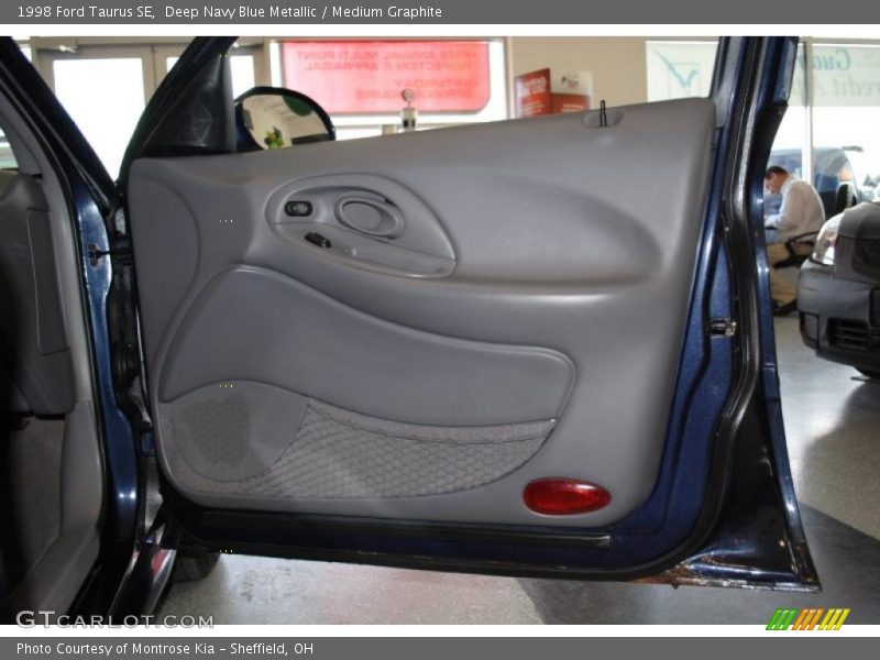 Deep Navy Blue Metallic / Medium Graphite 1998 Ford Taurus SE