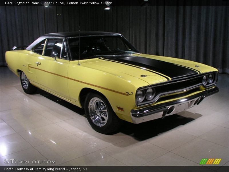 Lemon Twist Yellow / Black 1970 Plymouth Road Runner Coupe