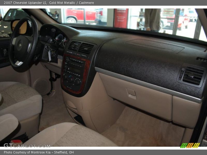 Gold Mist Metallic / Cashmere 2007 Chevrolet Uplander LS