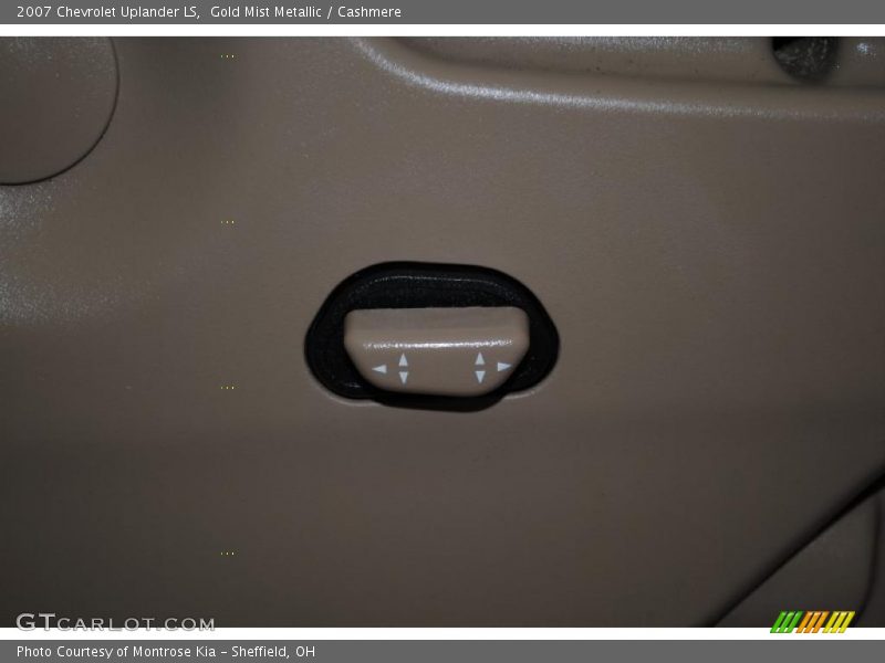 Gold Mist Metallic / Cashmere 2007 Chevrolet Uplander LS