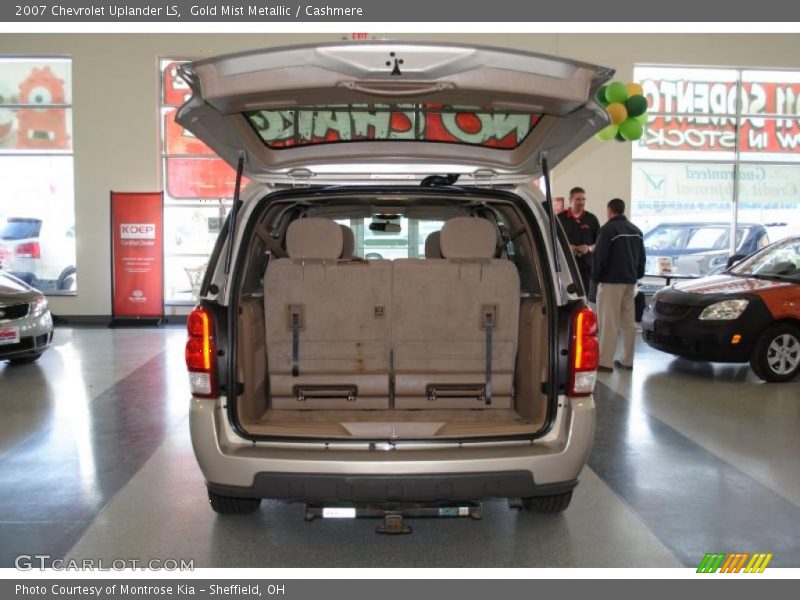 Gold Mist Metallic / Cashmere 2007 Chevrolet Uplander LS