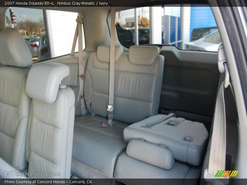 Nimbus Gray Metallic / Ivory 2007 Honda Odyssey EX-L
