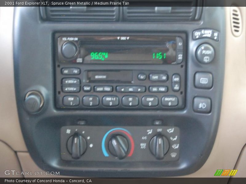 Spruce Green Metallic / Medium Prairie Tan 2001 Ford Explorer XLT