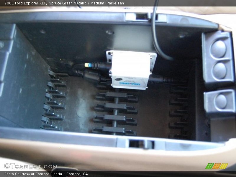 Spruce Green Metallic / Medium Prairie Tan 2001 Ford Explorer XLT