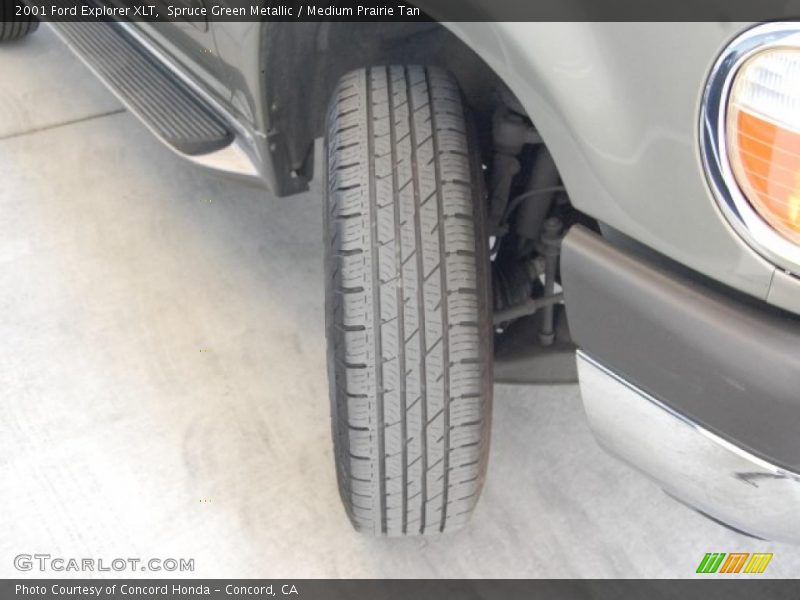 Spruce Green Metallic / Medium Prairie Tan 2001 Ford Explorer XLT