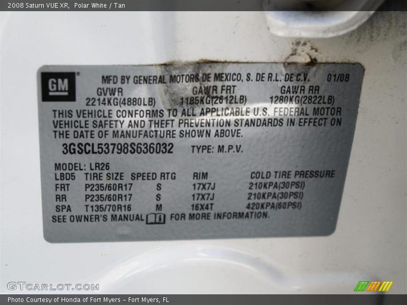 Polar White / Tan 2008 Saturn VUE XR