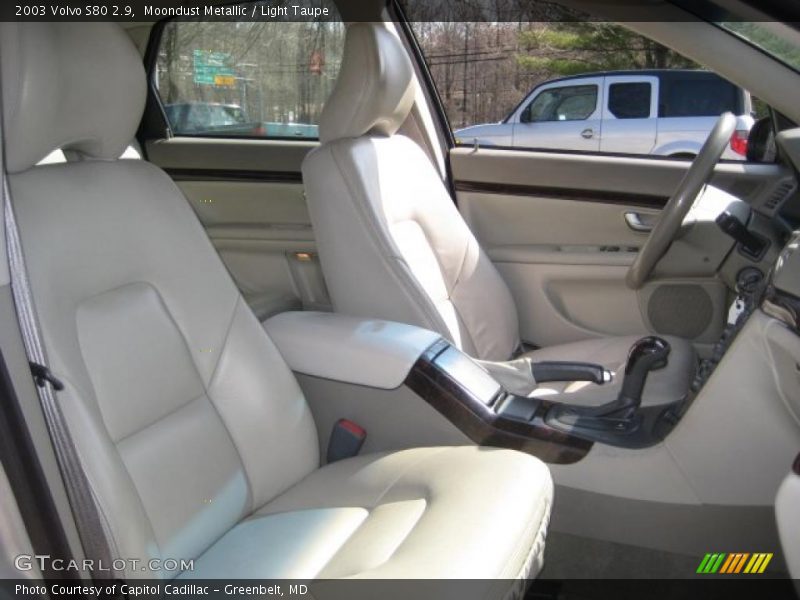 Moondust Metallic / Light Taupe 2003 Volvo S80 2.9