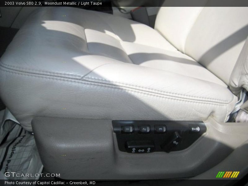 Moondust Metallic / Light Taupe 2003 Volvo S80 2.9