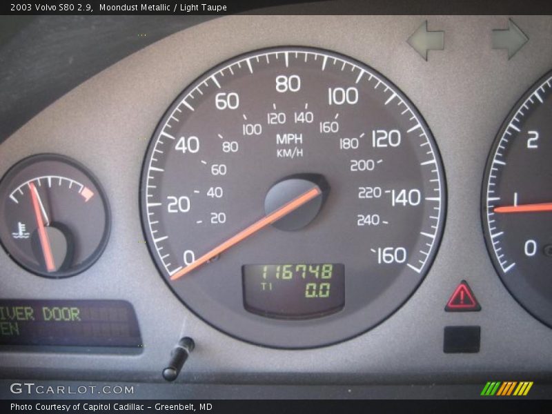 Moondust Metallic / Light Taupe 2003 Volvo S80 2.9