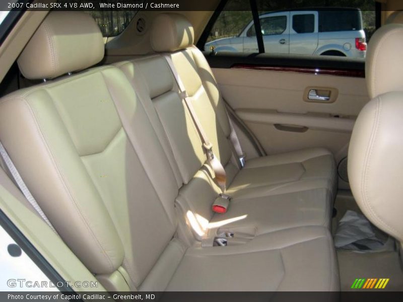 White Diamond / Cashmere 2007 Cadillac SRX 4 V8 AWD