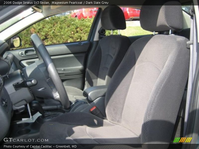 Magnesium Pearlcoat / Dark Slate Grey 2006 Dodge Stratus SXT Sedan