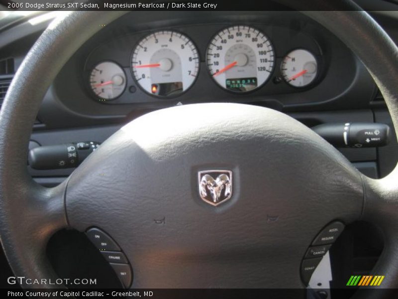 Magnesium Pearlcoat / Dark Slate Grey 2006 Dodge Stratus SXT Sedan