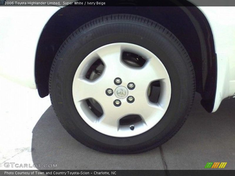 Super White / Ivory Beige 2006 Toyota Highlander Limited