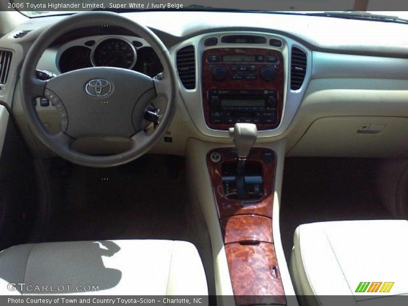 Super White / Ivory Beige 2006 Toyota Highlander Limited