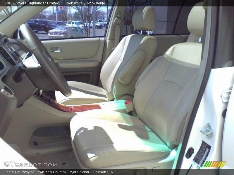 Super White / Ivory Beige 2006 Toyota Highlander Limited