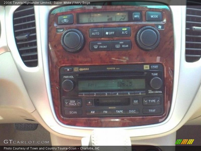 Super White / Ivory Beige 2006 Toyota Highlander Limited