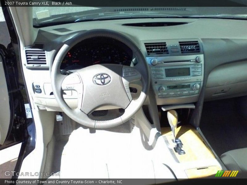 Black / Ash 2007 Toyota Camry XLE