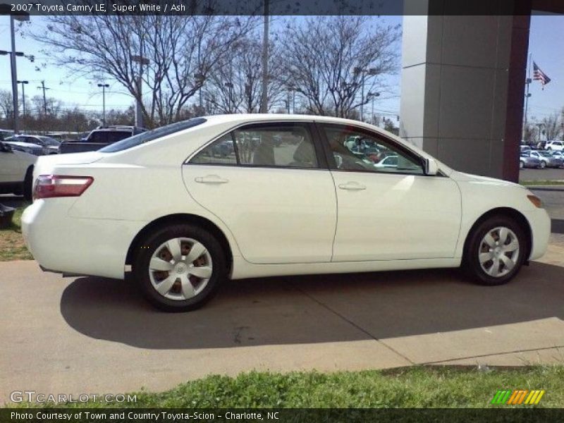 Super White / Ash 2007 Toyota Camry LE
