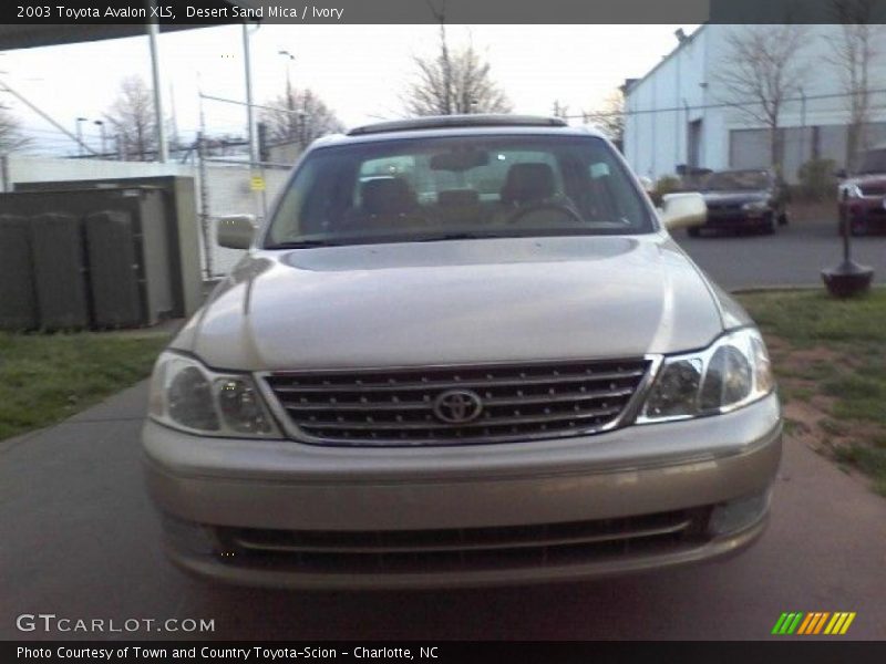 Desert Sand Mica / Ivory 2003 Toyota Avalon XLS