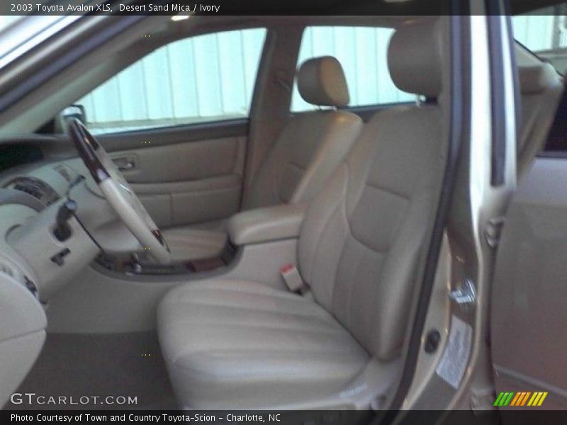 Desert Sand Mica / Ivory 2003 Toyota Avalon XLS