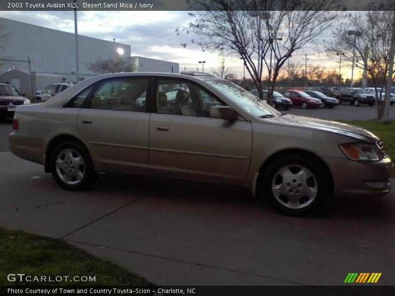 Desert Sand Mica / Ivory 2003 Toyota Avalon XLS